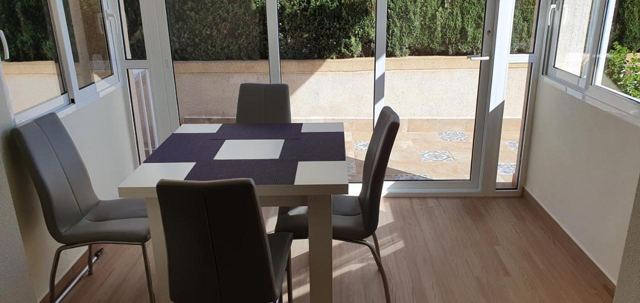 Ferienwohnung Torrevieja Luaran gambar