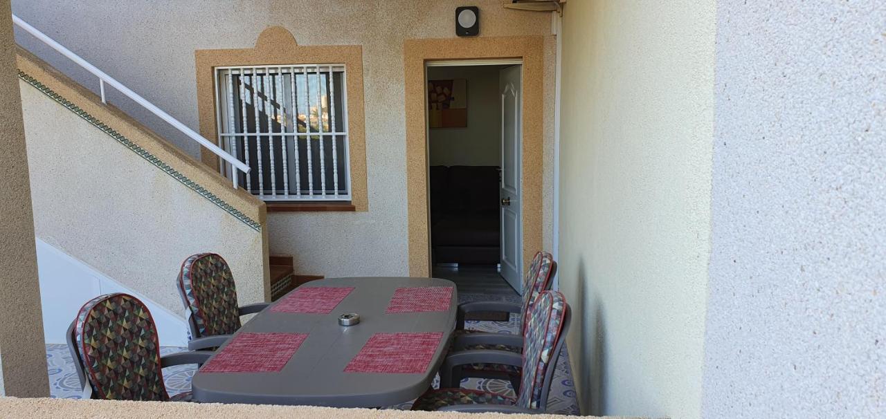 Ferienwohnung Torrevieja Luaran gambar